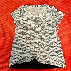 Motherhood Maternity top. Off white and black.